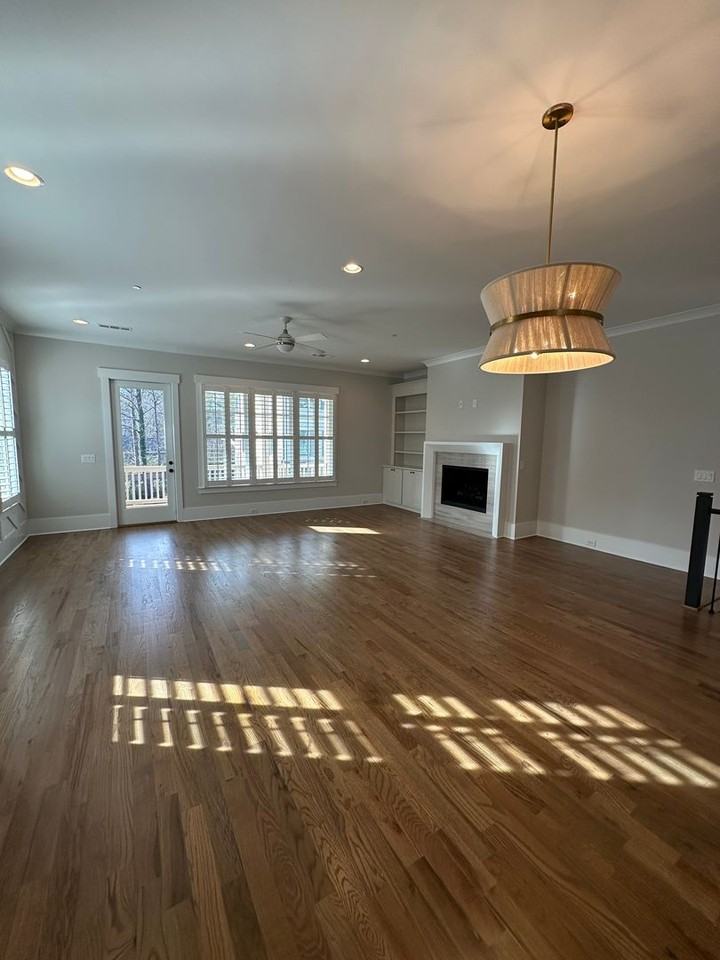 1028 Endeavour Ct - Photo 7 of 19