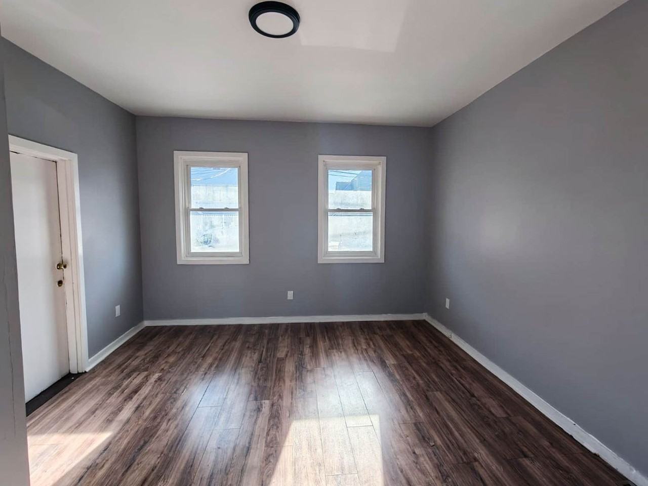 91 Spring St - Photo 6 of 7