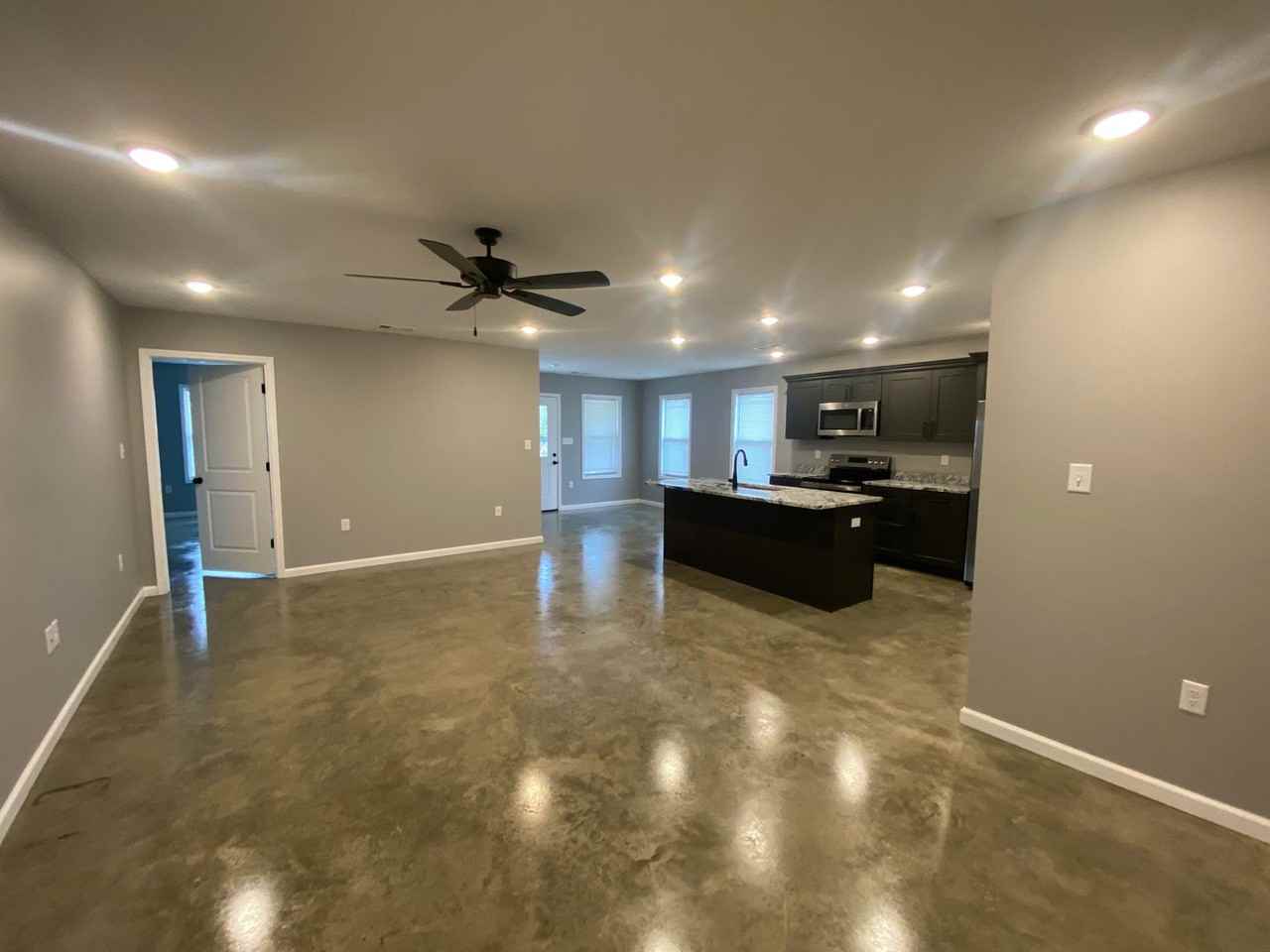 2011 Maurice St - Photo 2 of 13