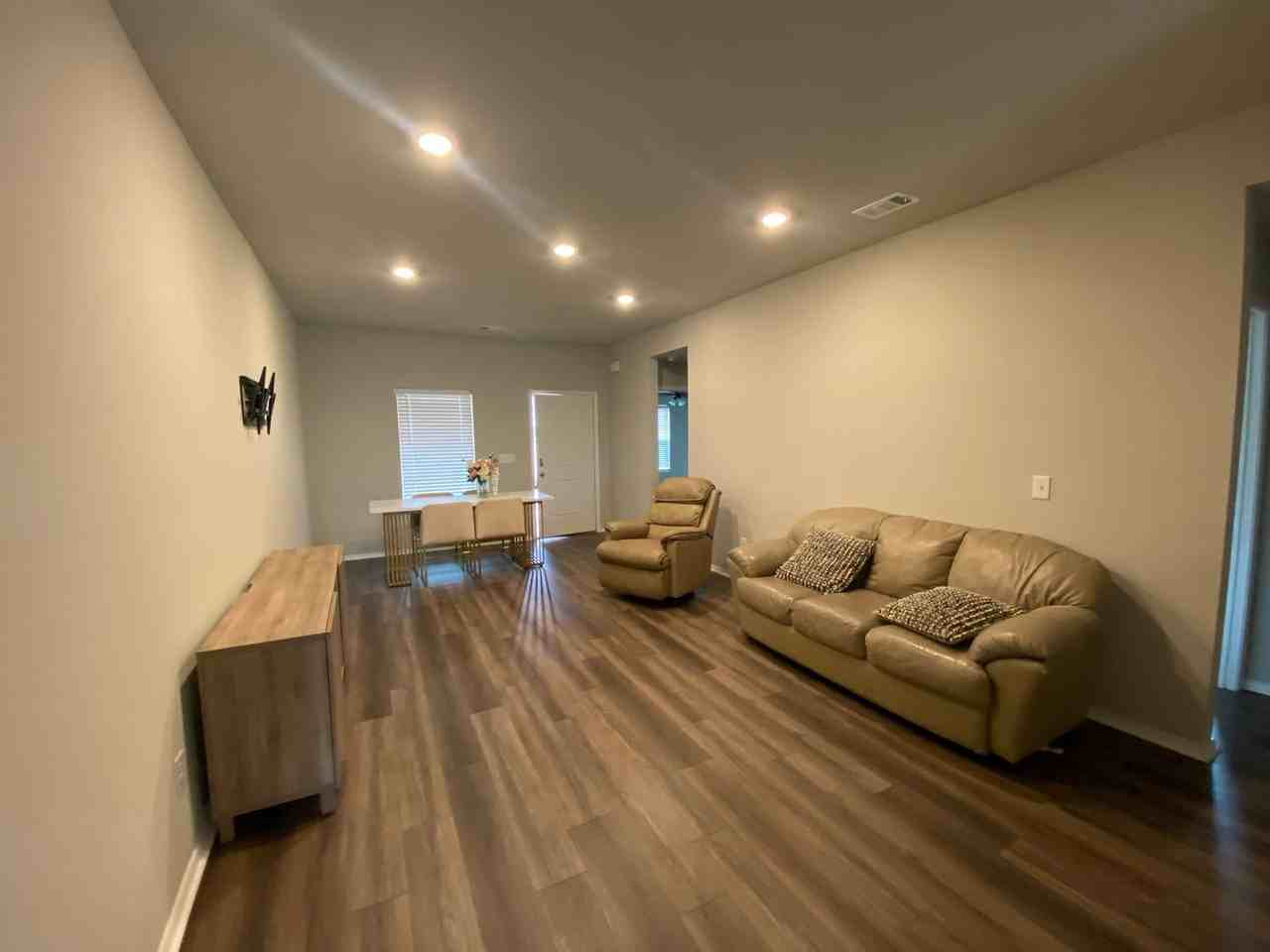 5412 Mariposa Grove Dr - Photo 3 of 13