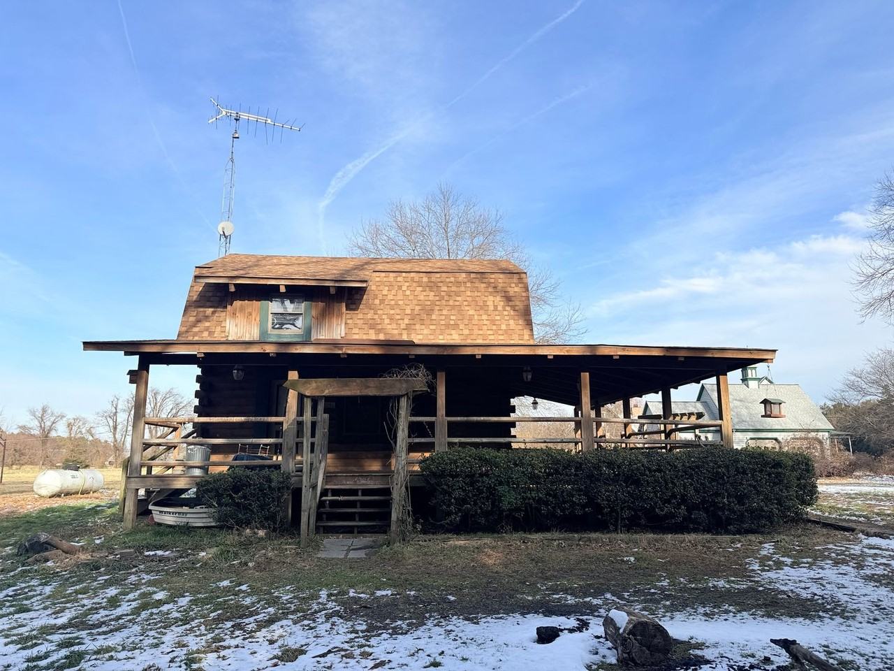 5296 Yuletide Ln - Photo 2 of 11