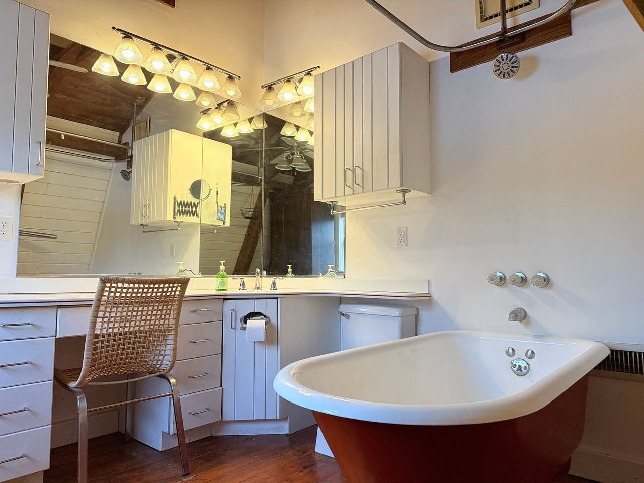 5296 Yuletide Ln - Photo 7 of 11