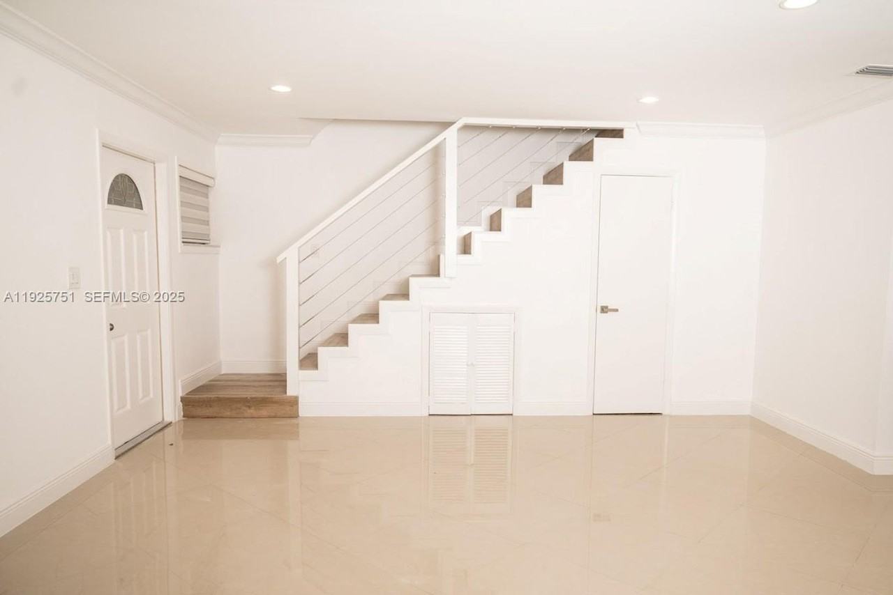 13761 Sw 84th St - Photo 6 of 19