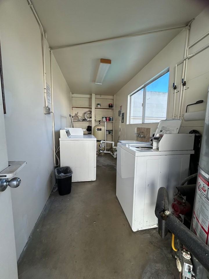 4172 Del Amo Blvd - Photo 2 of 20