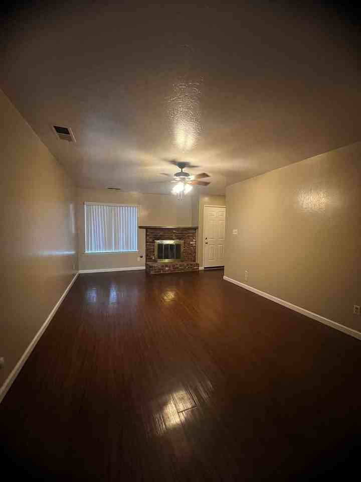 1116 N Gem St - Photo 4 of 14