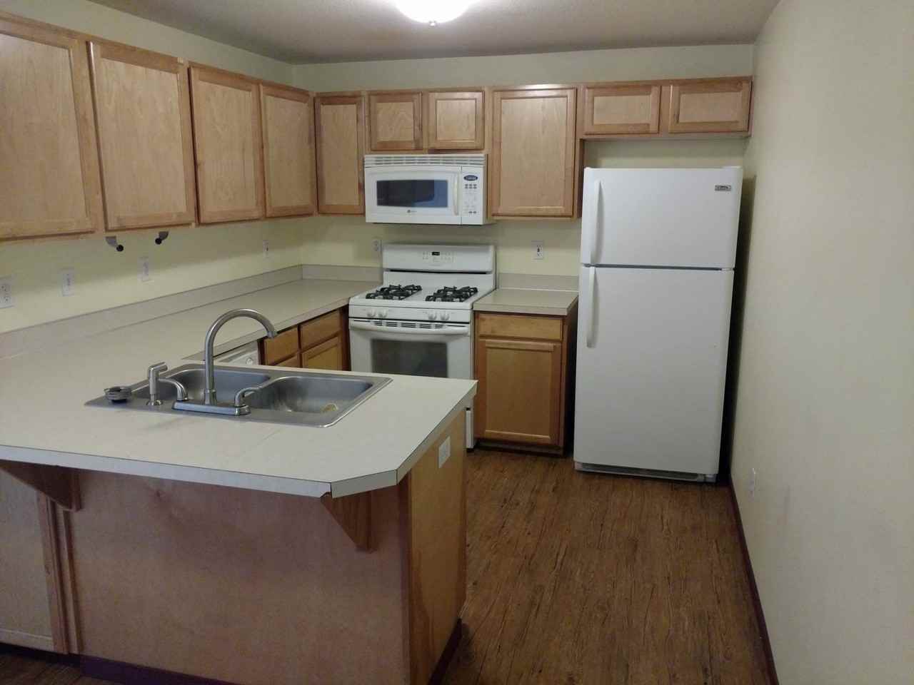 1312 Sw 10th Ct - Photo 5 of 9