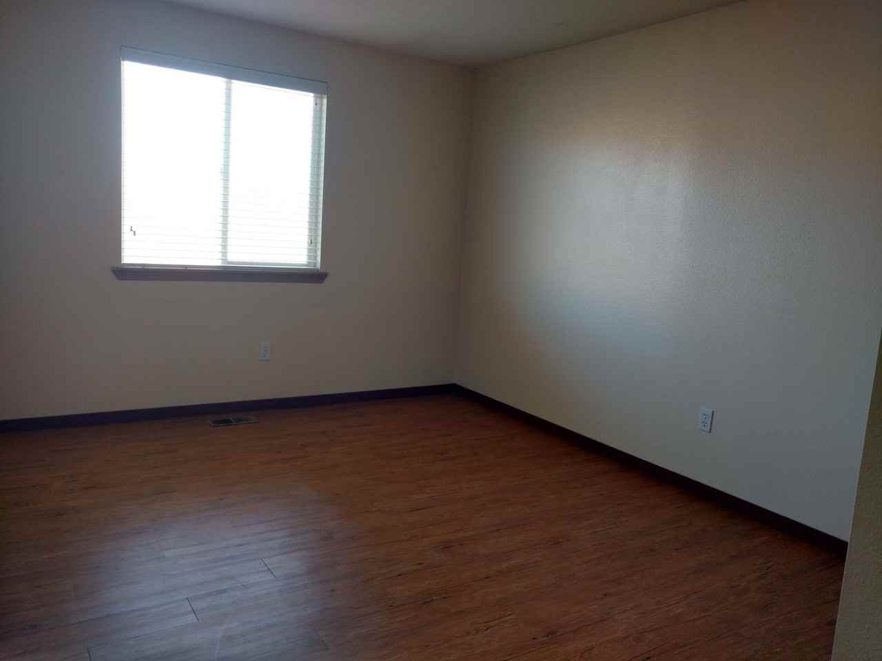 1312 Sw 10th Ct - Photo 7 of 9