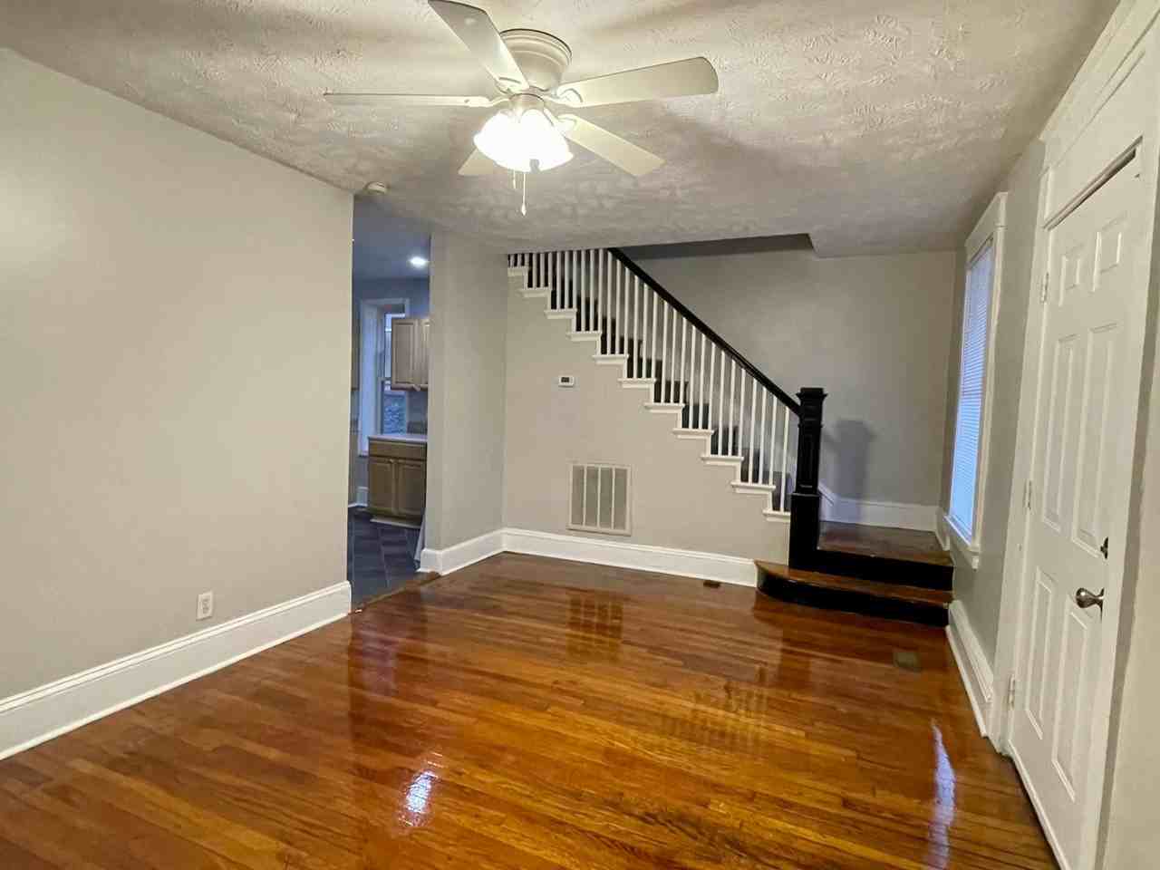 2305 4th Ave - Photo 6 of 20