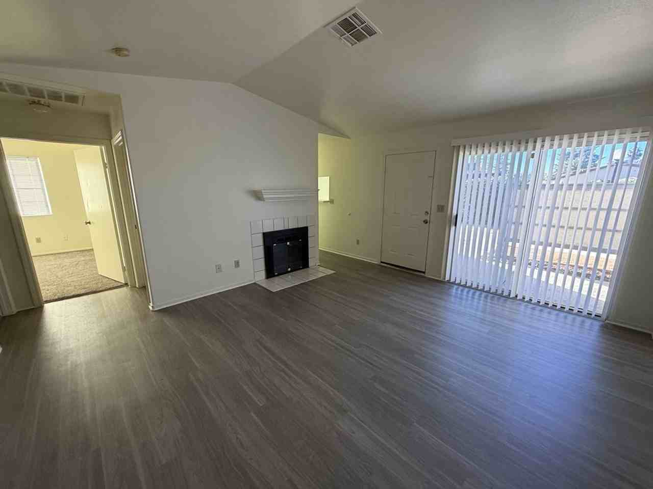 275 N Lamb Blvd #C - Photo 4 of 13