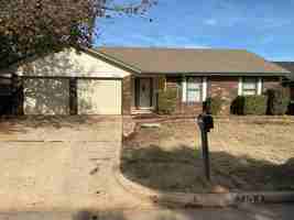 featured image of 2413 Sw 103rd Ter