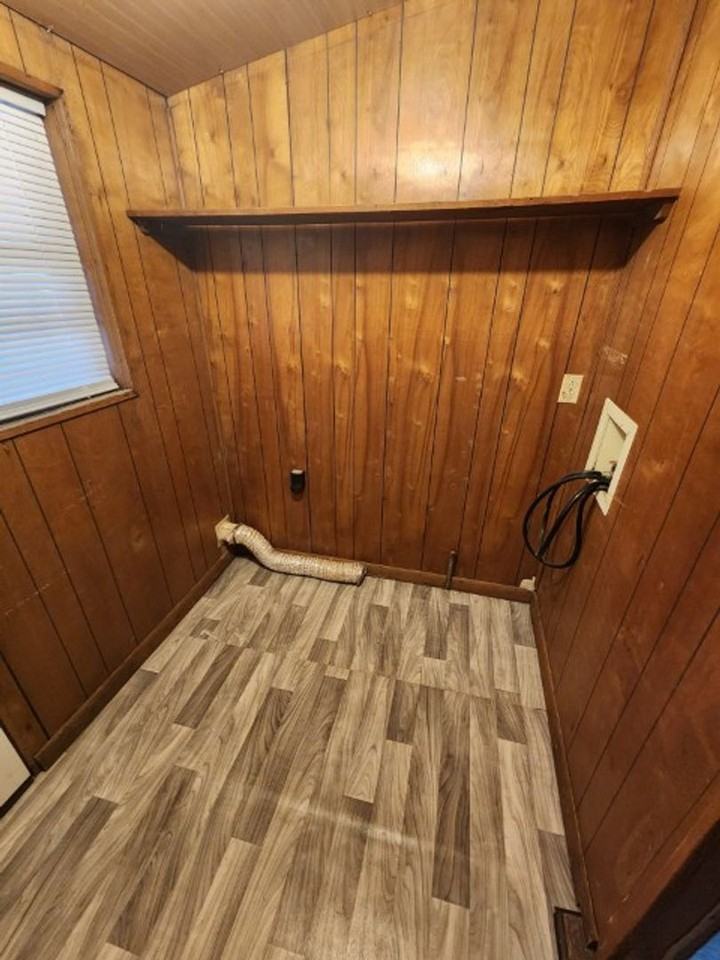 813 W 37th St - Photo 6 of 15