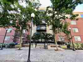 featured image of 920 Nw Kearney St