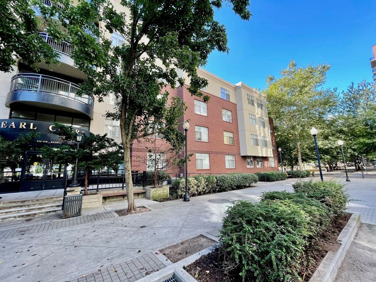 Pearl Court - Photo 2 of 7