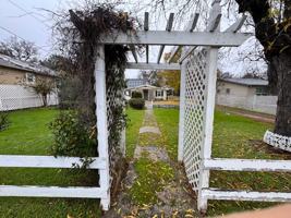 featured image of 2352 Shasta St