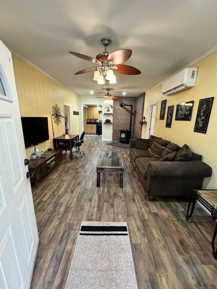 SHAS2352 - Photo 3 of 42