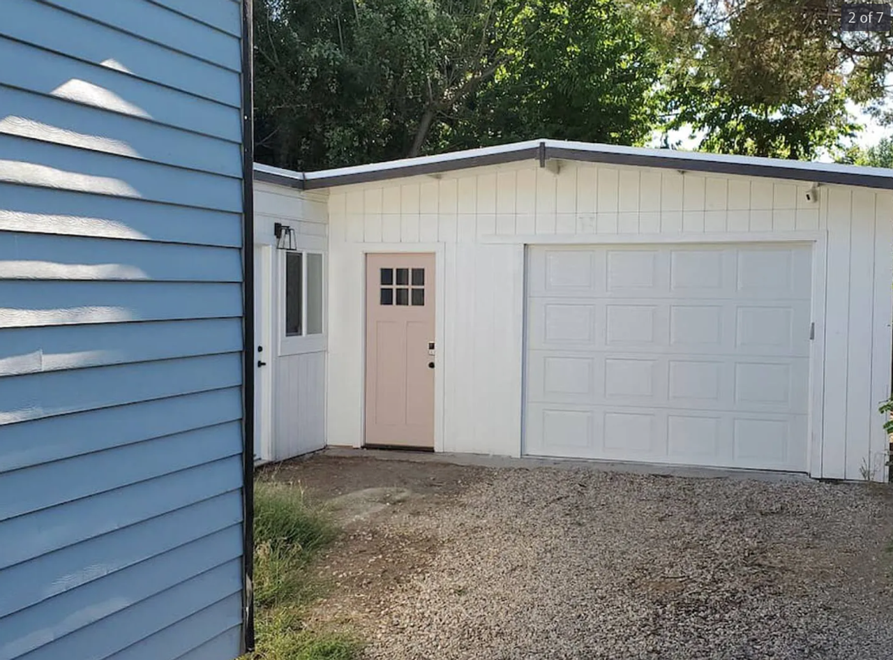 1503 S Newport St - Photo 2 of 7