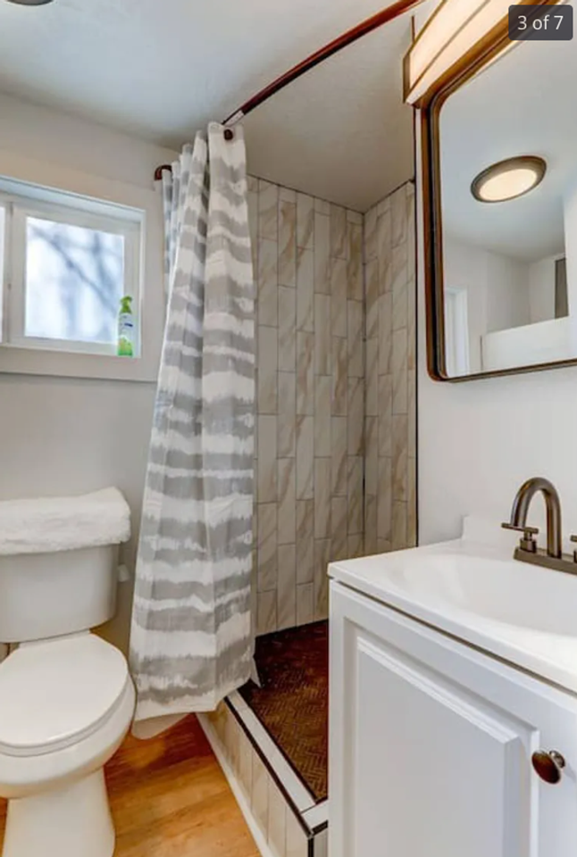 1503 S Newport St - Photo 3 of 7