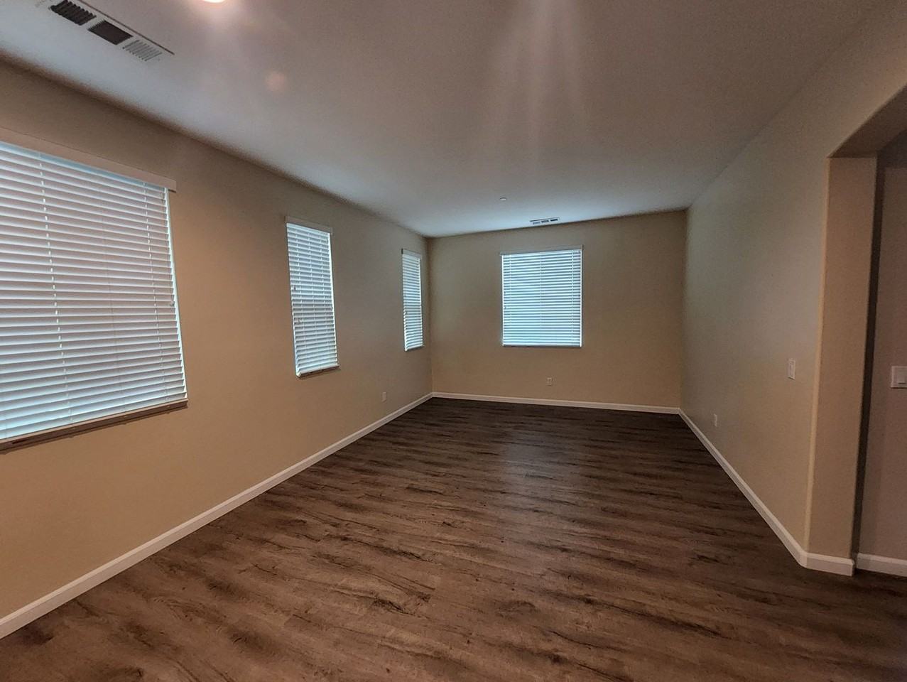 5815 Pearl Ridge Dr - Photo 2 of 15