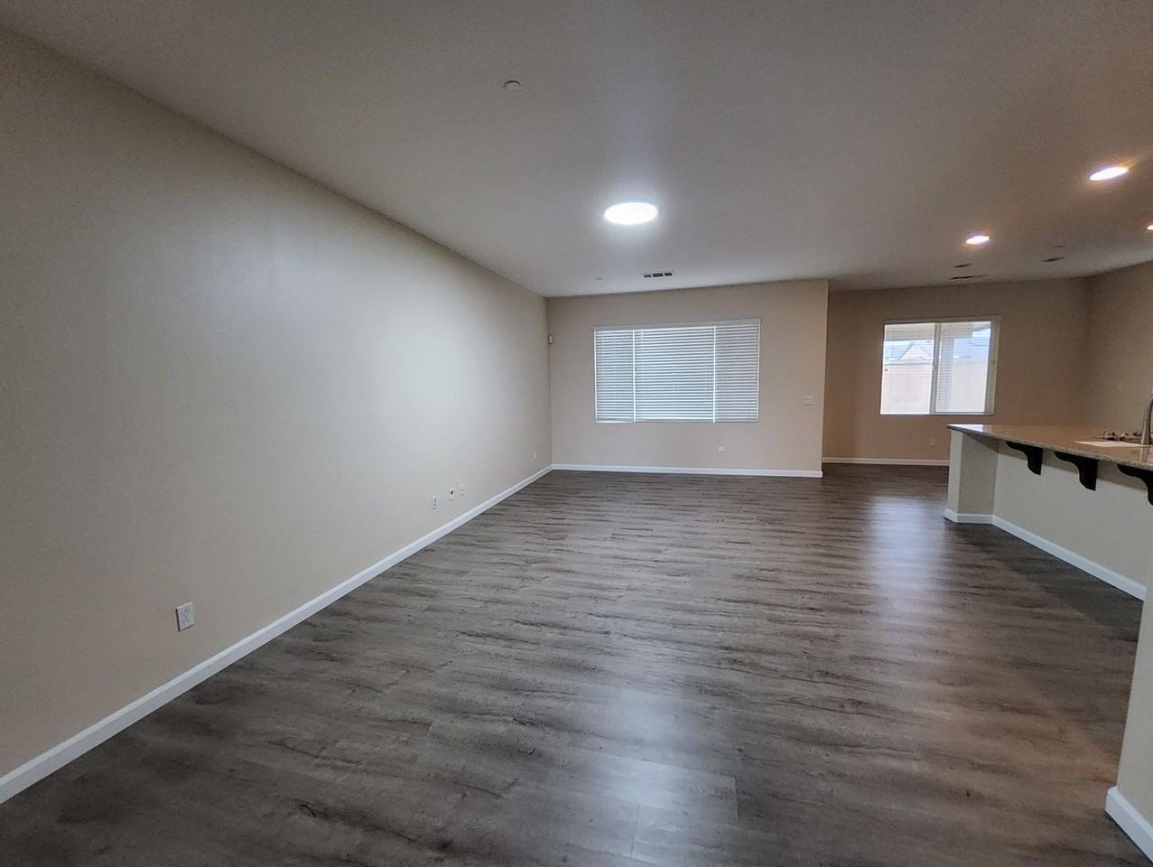 5815 Pearl Ridge Dr - Photo 3 of 15