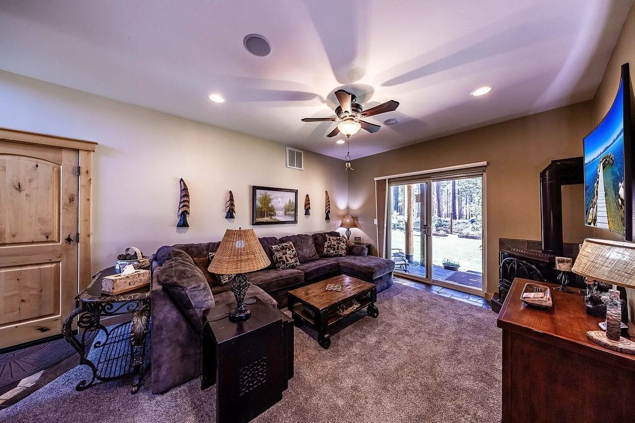 607 Pyramid Ct - Photo 5 of 27