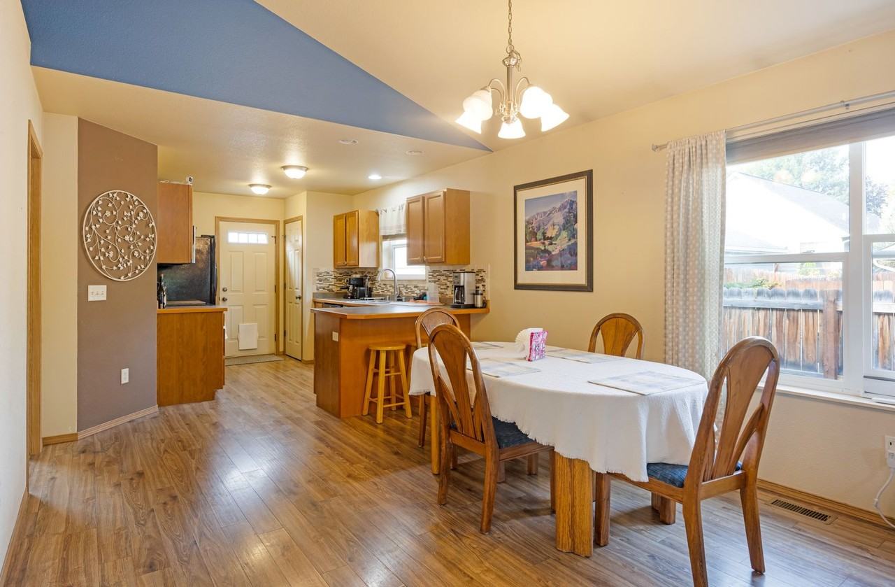 4243 Hermione Ln - Photo 2 of 30