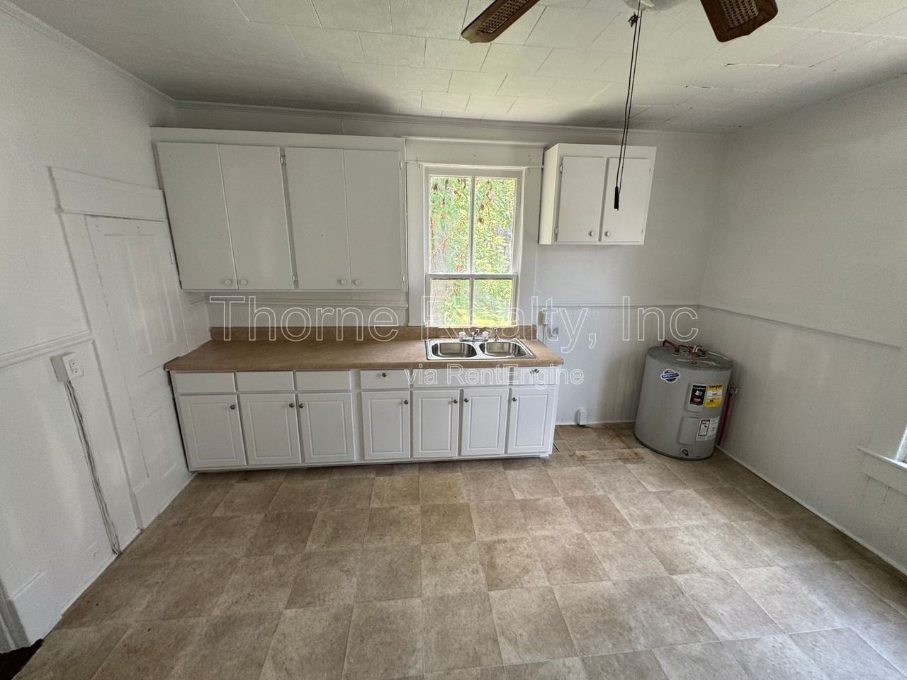 809 Sunset Ave - Photo 4 of 11