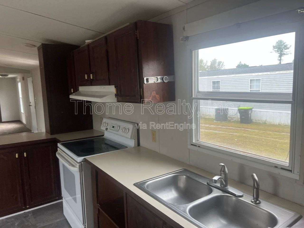 81 Matts Ln - Photo 3 of 8