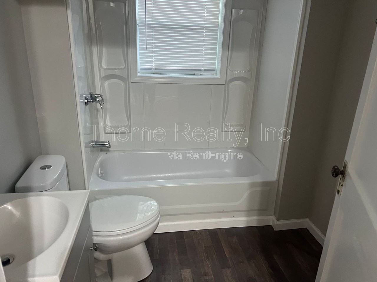 633 Pennsylvania Ave #B - Photo 5 of 8