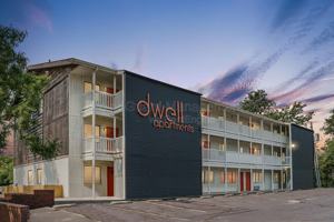 featured image of 1717 N Vassar Ave #204