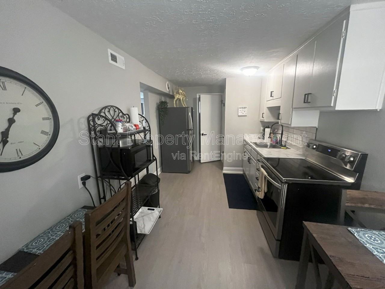 61 S State St - Photo 4 of 7