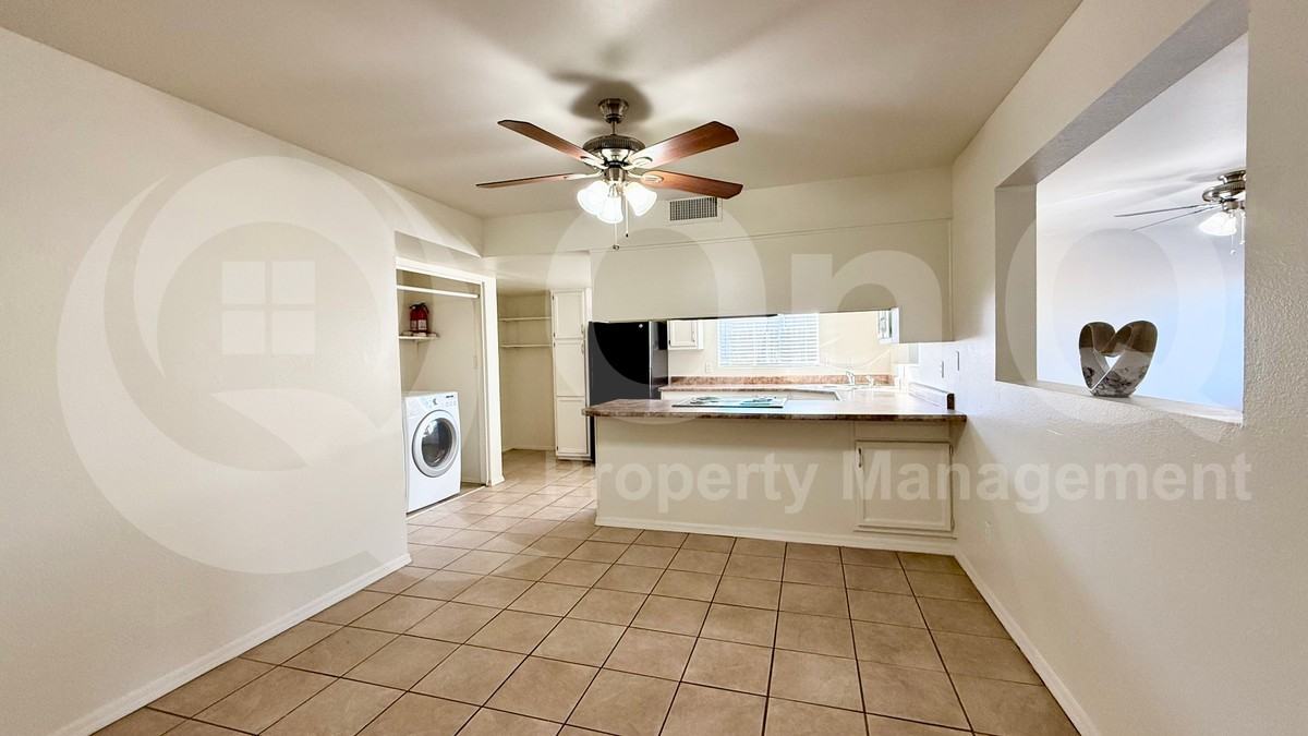 6212 W Tierra Buena Ln - Photo 5 of 22