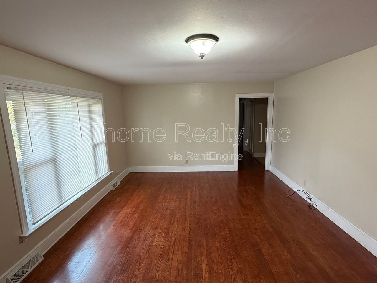 6831 W Mount Dr - Photo 2 of 15