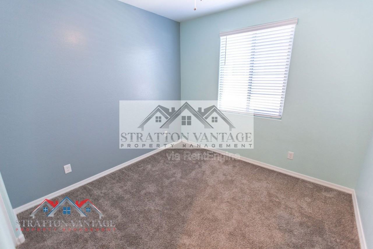 22486 E Russet Rd - Photo 7 of 50