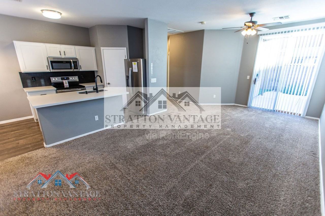 1131 E Ferrara St - Photo 6 of 34