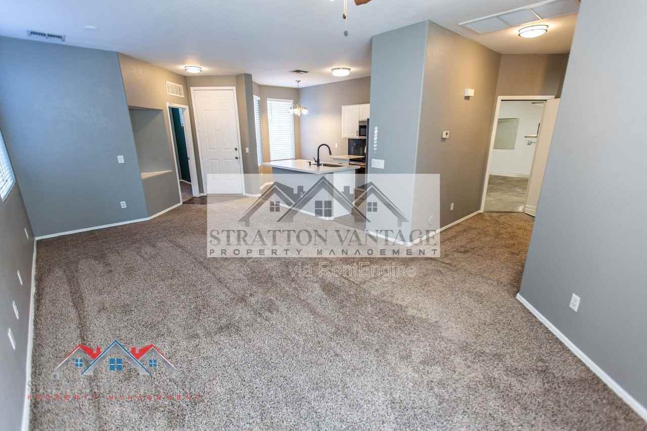 1131 E Ferrara St - Photo 7 of 34