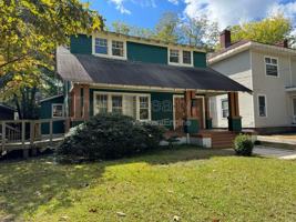 featured image of 605 Hammond St #2