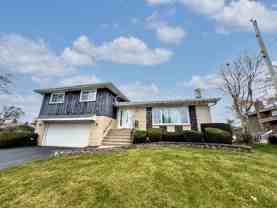 609 Pinecroft Dr - Photo 1 of 1