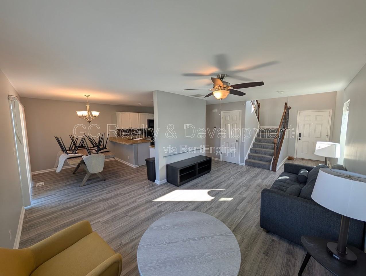 646 Vine St - Photo 4 of 25