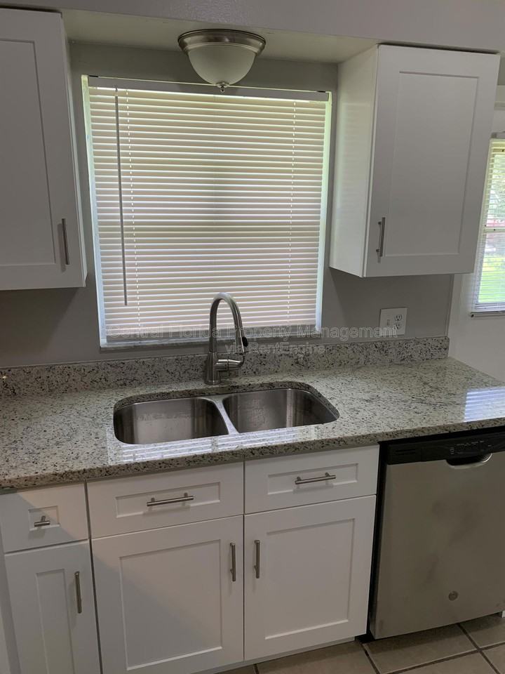 57 6th St - Photo 5 of 15