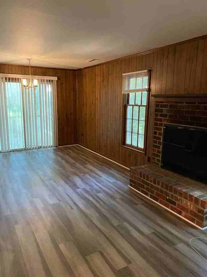 1700 Taft Pl #B - Photo 4 of 32