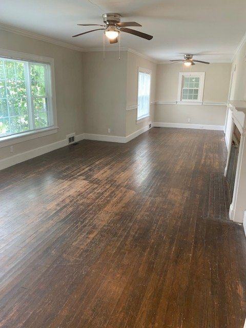 301 S Oak St - Photo 3 of 19