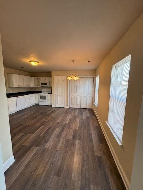 325 S Square Dr #B - Photo 4 of 15