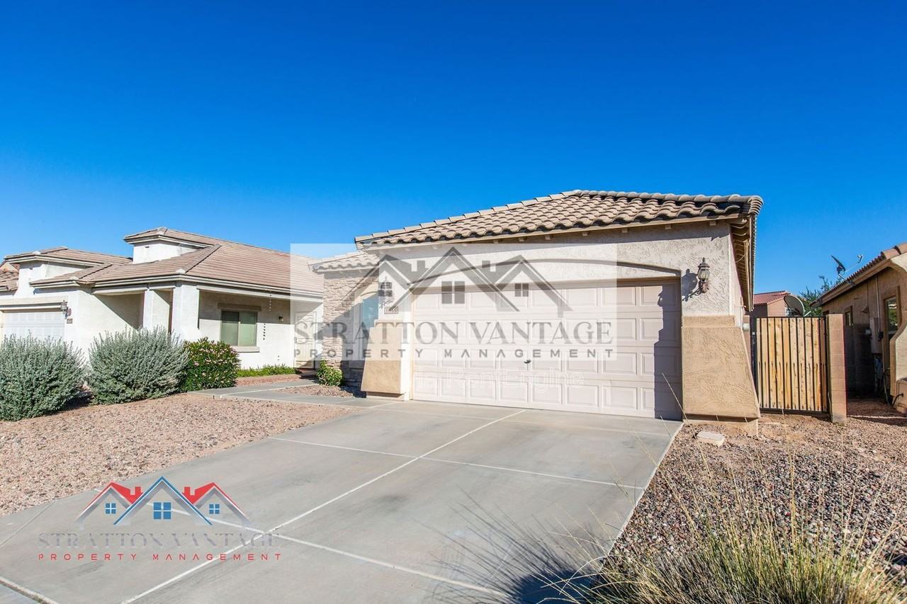 18355 N Toya St - Photo 2 of 46