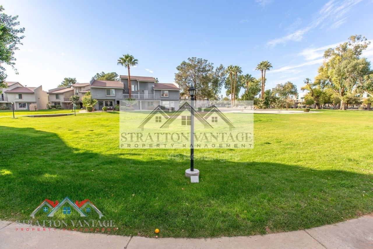 19601 N 7th St #1103 - Photo 3 of 31