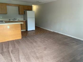 1507 Ashland Dr #G - Photo 3 of 15