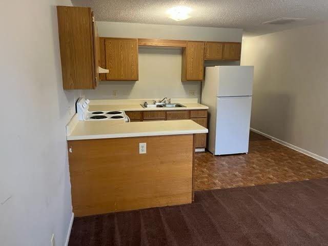 1507 Ashland Dr #G - Photo 5 of 15