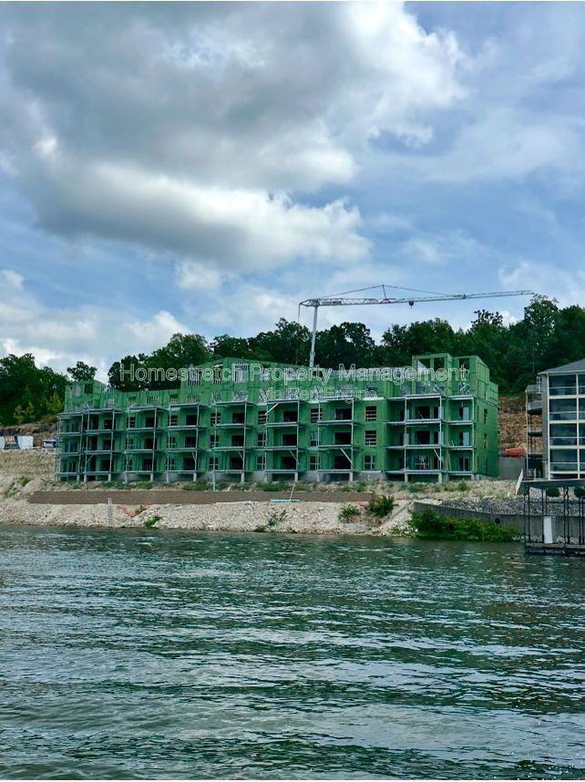 Heron Estates Dr #401 - Photo 6 of 20