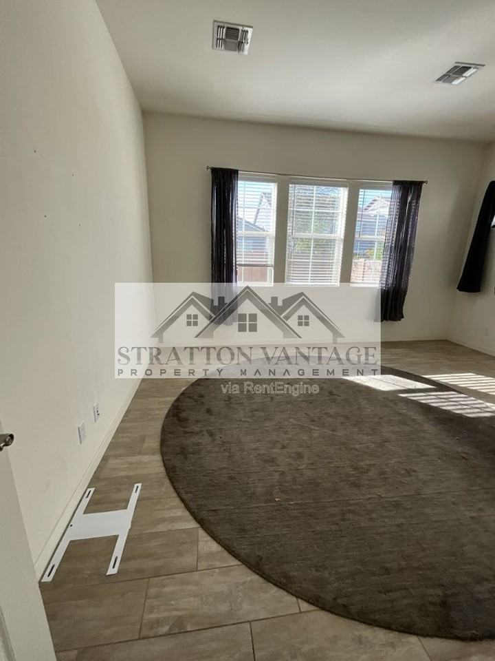 10155 E Naranja Ave - Photo 5 of 11