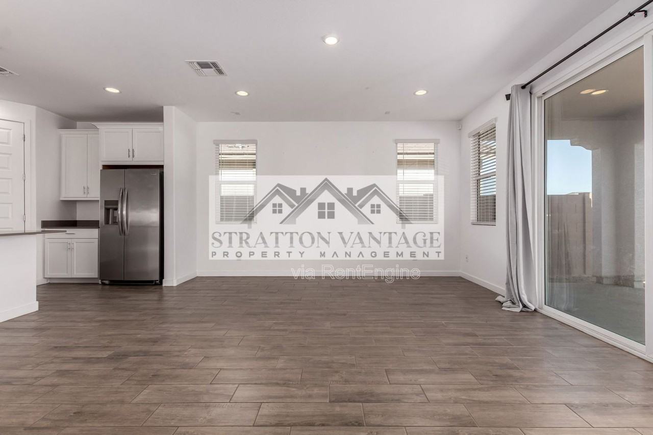 36595 W Mediterranean Way - Photo 6 of 30