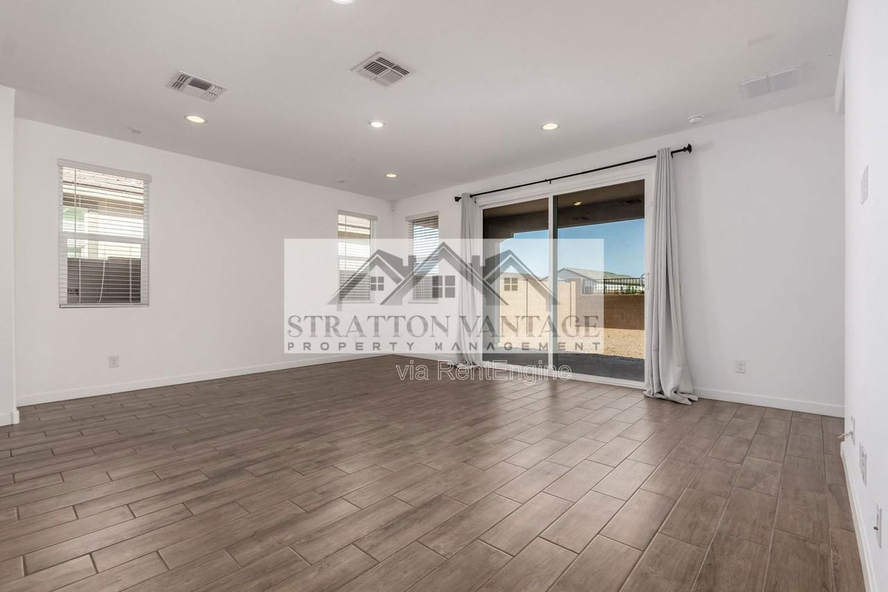 36595 W Mediterranean Way - Photo 7 of 30